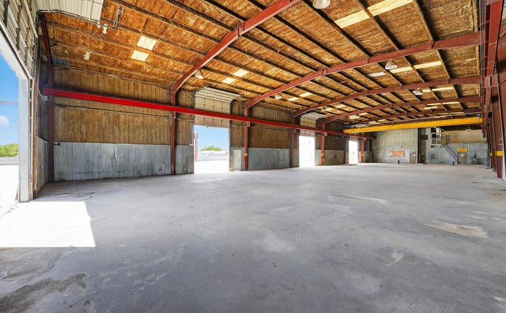 Pictures of Industrial property located at 2434 Etring Ave, Corpus Christi, TX 78415 for lease - image #1