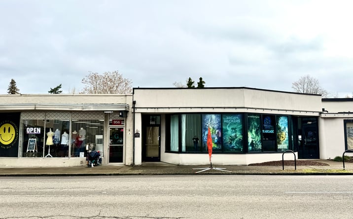 Pictures of Retail, Restaurant property located at 960 Commercial St SE, Salem, OR 97302 for lease - image #1