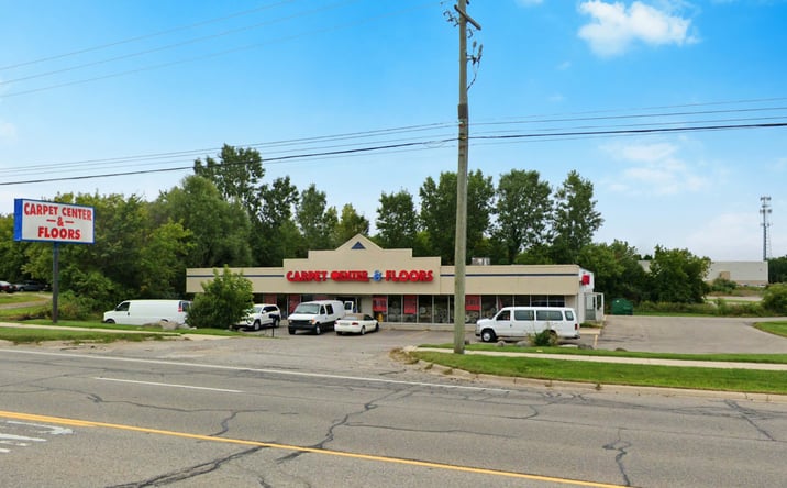 Pictures of Retail property located at 3500 E Grand River Ave, Genoa Township, MI 48843 for lease - image #1