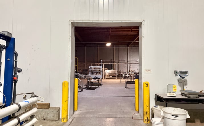 Pictures of Industrial property located at 811 Edgewater St NW, Salem, OR 97304 for lease - image #1
