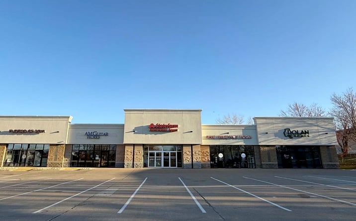 Pictures of Office property located at 2660 E. 53rd St., #2, Davenport, IA 52807 for lease - image #1
