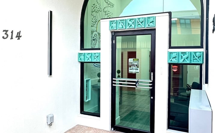 Pictures of Office property located at 314 N Kentucky Ave, Lakeland, FL 33801 for lease - image #1
