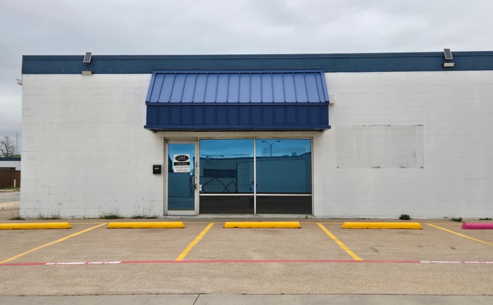 Pictures of Industrial property located at 7723 Maplewood Ave, North Richland Hills, TX 76180 for lease - image #1