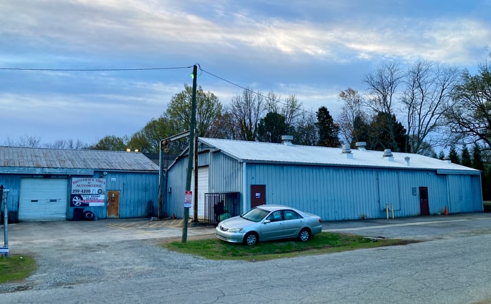 Pictures of Industrial property located at 209 Dartmouth St, Greensboro, NC 27407 for lease - image #1