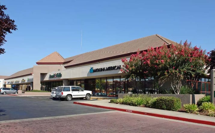 Pictures of Retail property located at 4221 Norwood Ave, Sacramento, CA 95838 for lease - image #1