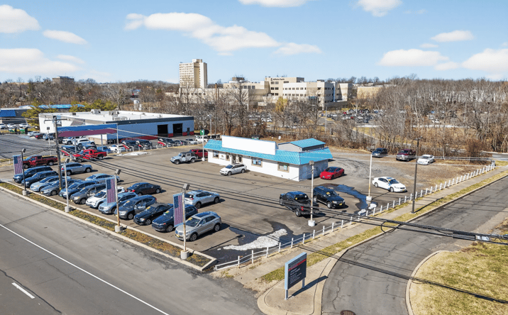 Pictures of Retail property located at 135 Lincoln Hwy, Fairless Hills, PA 19030 for lease - image #1