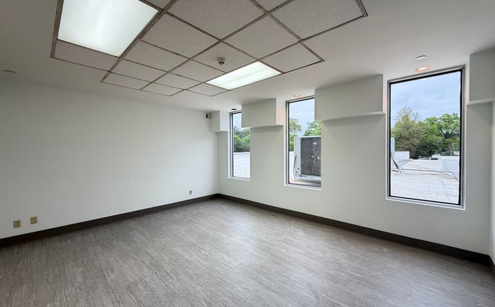 Pictures of Office property located at 545 Brent Ln, Pensacola, FL 32503 for lease - image #1