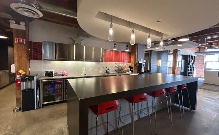 Pictures of Office property located at 700 N Sacramento Boulevard 251, Chicago, IL 60612 for lease - image #1
