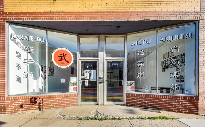 Pictures of Office, Retail property located at 2632 W Touhy Avenue, Chicago, IL 60645 for lease - image #1