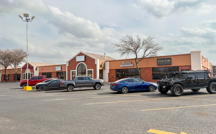 Pictures of Retail, Restaurant, Office property located at 3111 34th St, Lubbock, TX 79410 for lease - image #1