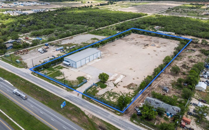 Pictures of Industrial property located at 12870 Interstate 35 Access Rd, Von Ormy, TX 78073 for lease - image #1