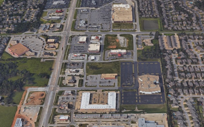 Pictures of Retail, Office property located at 8556 E. 101st St. Suite E, Tulsa, OK 74133 for lease - image #1