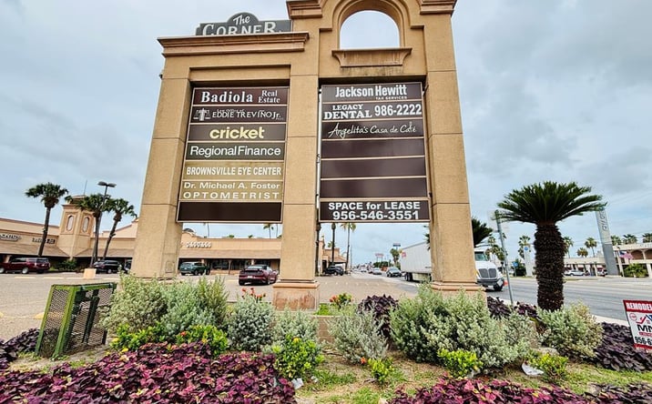 Pictures of Retail, Office, Special Purpose property located at 2200 Boca Chica Blvd, Brownsville, TX 78521 for lease - image #1