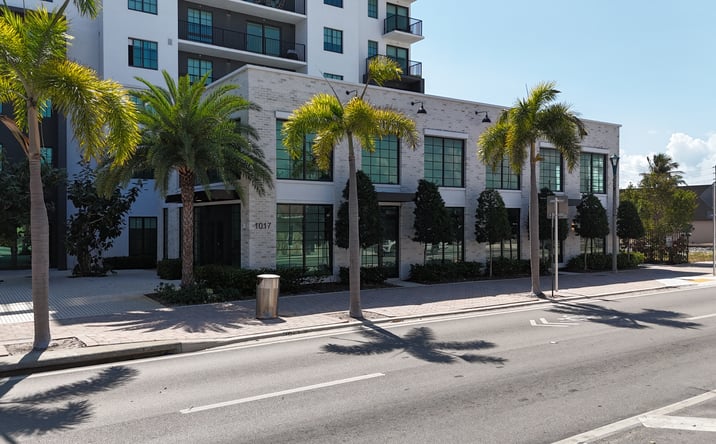 Pictures of Retail property located at 1017 Lake Ave, Lake Worth Beach, FL 33460 for lease - image #1