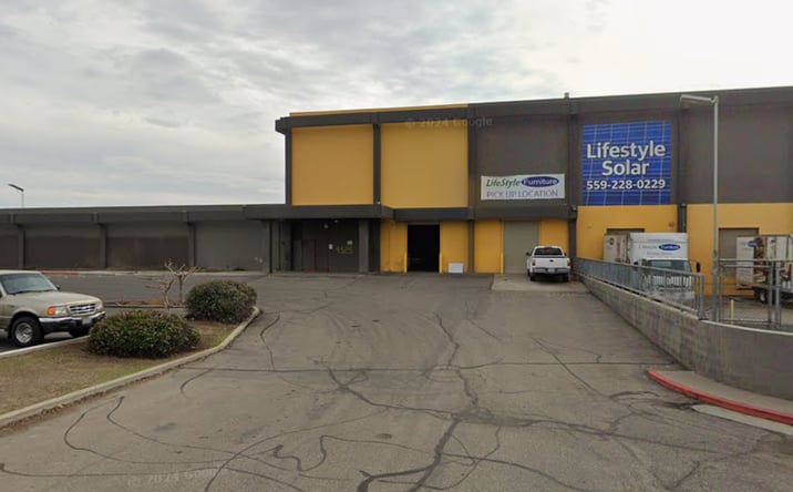 Pictures of Industrial, Retail, Special Purpose property located at 4525 W Shaw Ave, Fresno, CA 93722 for lease - image #1