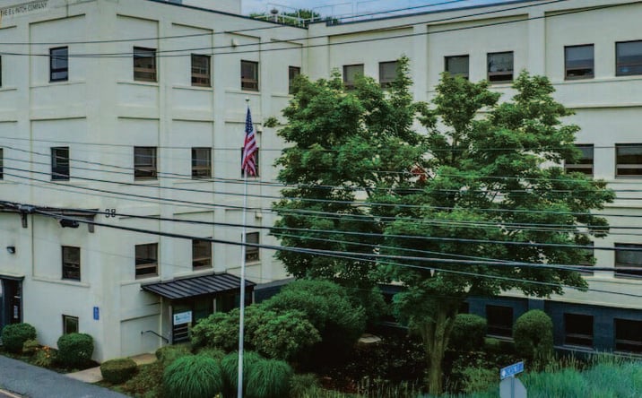 Pictures of Office property located at 38 Montvale Avenue, Stoneham, MA 02180 for lease - image #1