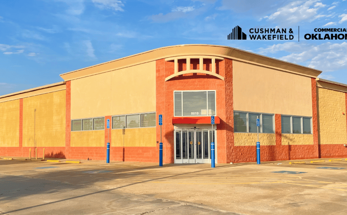 Pictures of Retail property located at 8010 E 51st St, Tulsa, OK 74145 for lease - image #1