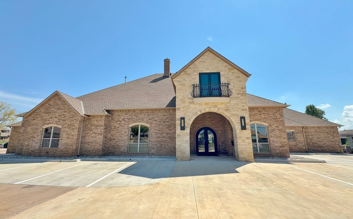 Pictures of Office property located at 9600 S May Ave, Oklahoma City, OK 73159 for lease - image #1
