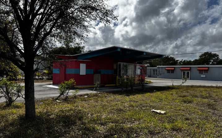 Pictures of Retail, Restaurant property located at 3263 Sierra Dr, Lake Worth Beach, FL 33461 for lease - image #1