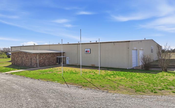 Pictures of Industrial property located at 500 19th St, Cushing, OK 74023 for lease - image #1