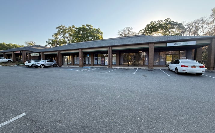Pictures of Office, Retail property located at 3917 SE Lake Weir Ave, Ocala, FL 34480 for lease - image #1
