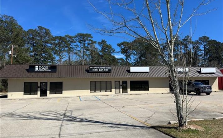 Pictures of Retail, Land property located at 3979 hwy 190 service rd #c, Covington, LA 70433 for lease - image #1