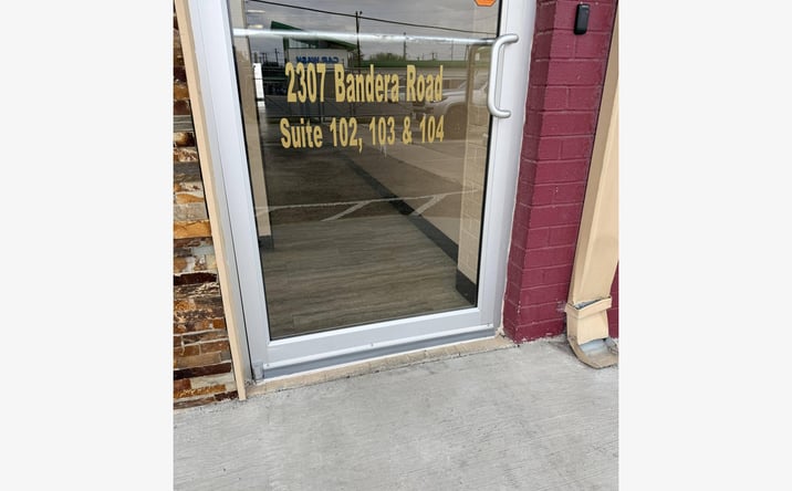 Pictures of Retail, Office, Special Purpose property located at 2307 Bandera Rd, San Antonio, TX 78228 for lease - image #1