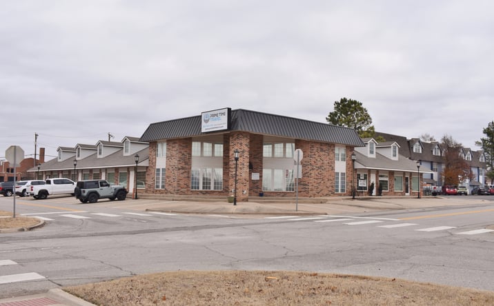 Pictures of Office property located at 101 E Hurd St, Edmond, OK 73034 for lease - image #1