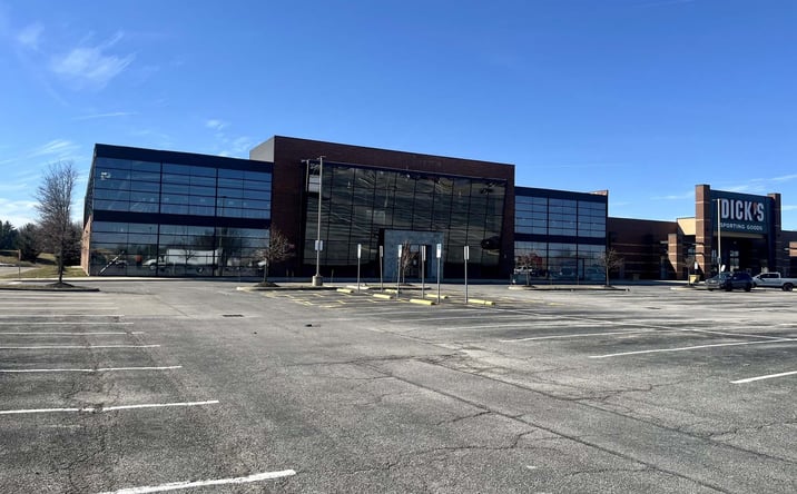 Pictures of Retail, Industrial property located at 1800 Tanglewood Park Boulevard, Hilliard, OH 43026 for lease - image #1
