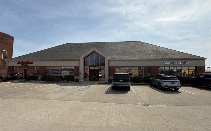 Pictures of Retail, Office property located at 401-403 Wabash Avenue, Terre Haute, IN 47807 for lease - image #1