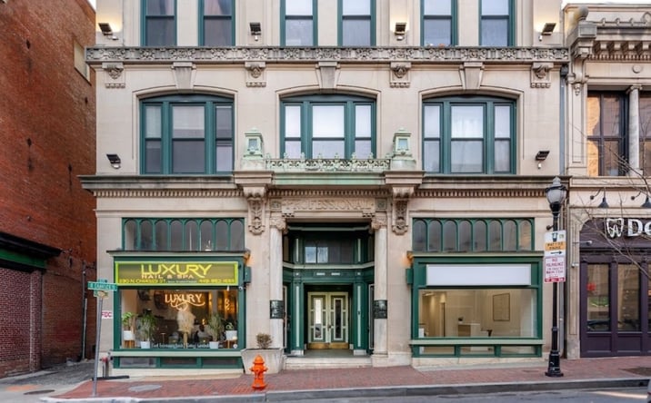 Pictures of Retail, Restaurant property located at 330 N Charles St, Baltimore, MD 21201 for lease - image #1