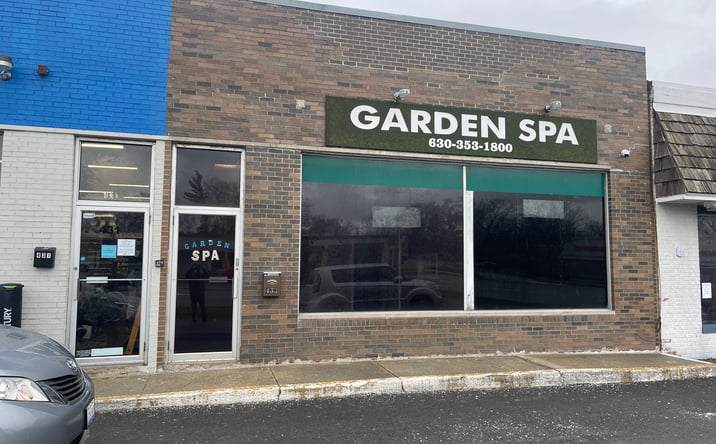 Pictures of Retail property located at 433 Ogden Ave, Downers Grove, IL 60515 for lease - image #1