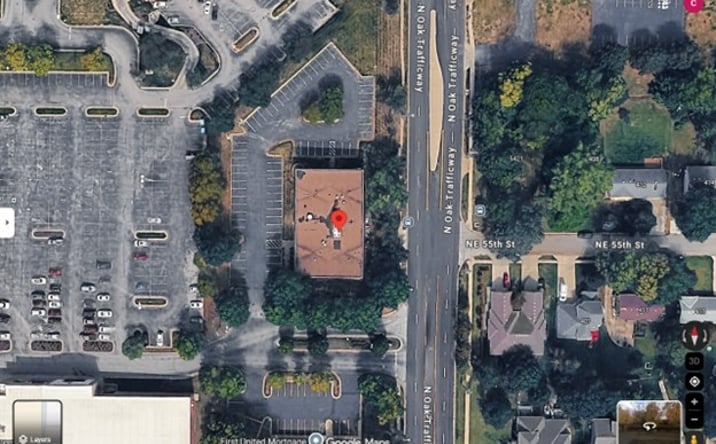 Pictures of Office, Special Purpose property located at 5500 N Oak Trafficway, Kansas City, MO 64118 for lease - image #1