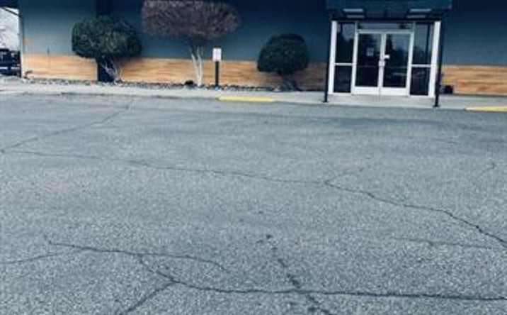 Pictures of Retail, Restaurant property located at 50 Comstock, Richland, WA 99352 for lease - image #1