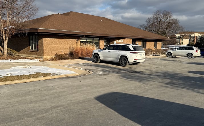 Pictures of Office property located at 501 Thornhill Dr, Carol Stream, IL 60188 for lease - image #1