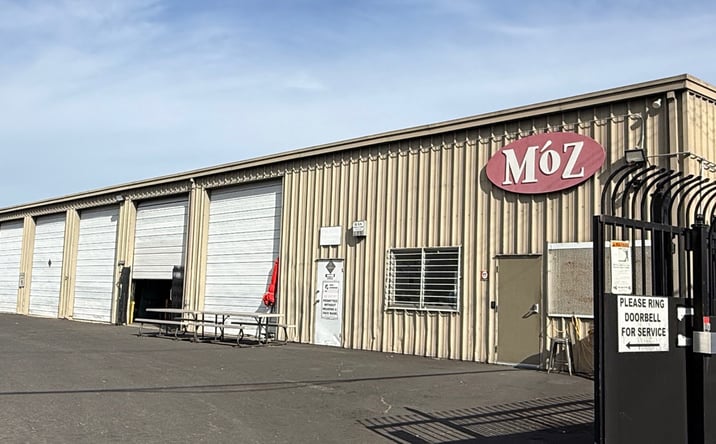 Pictures of Industrial property located at 711 Kevin Ct, Oakland, CA 94621 for lease - image #1