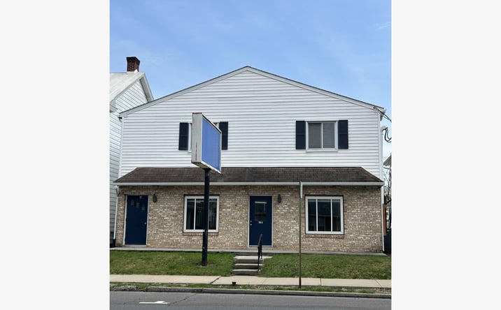 Pictures of Office property located at 124 E Main St, Palmyra, PA 17078 for lease - image #1