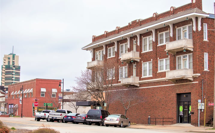Pictures of Retail, Office, Restaurant property located at 201 S Osage Ave, Bartlesville, OK 74003 for lease - image #1