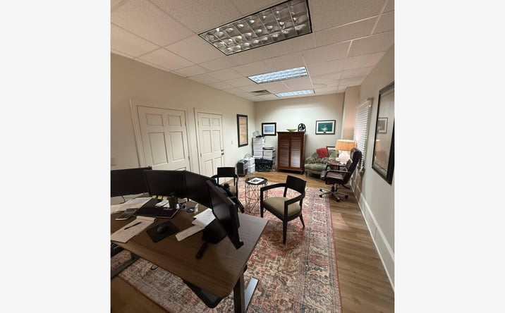 Pictures of Office property located at 1011 Bay St, Beaufort, SC 29902 for lease - image #1