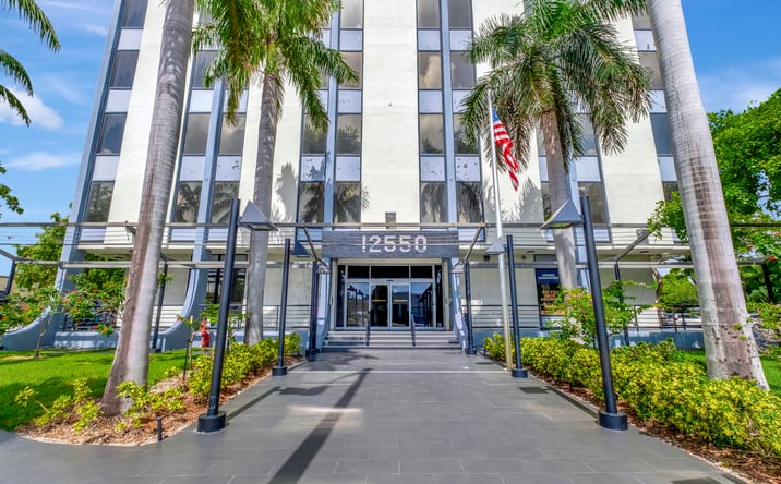 Pictures of Office property located at 12550 Biscayne Blvd, North Miami, FL 33181 for lease - image #1