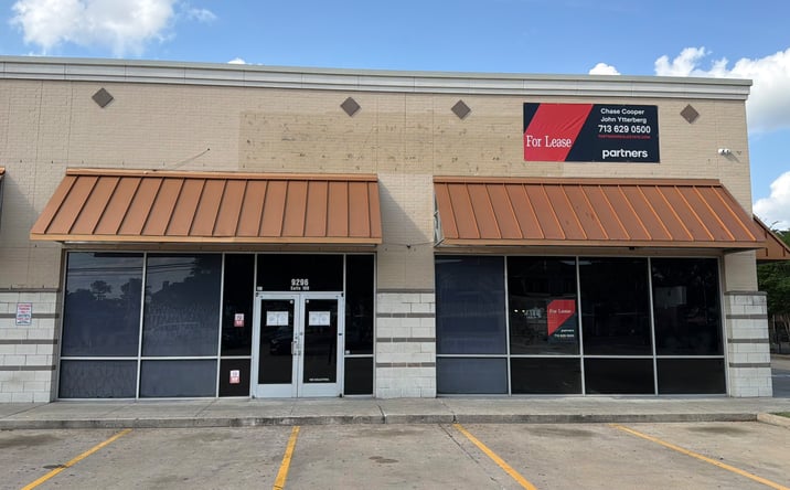 Pictures of Retail property located at 9296 Westheimer Rd, Houston, TX 77063 for lease - image #1