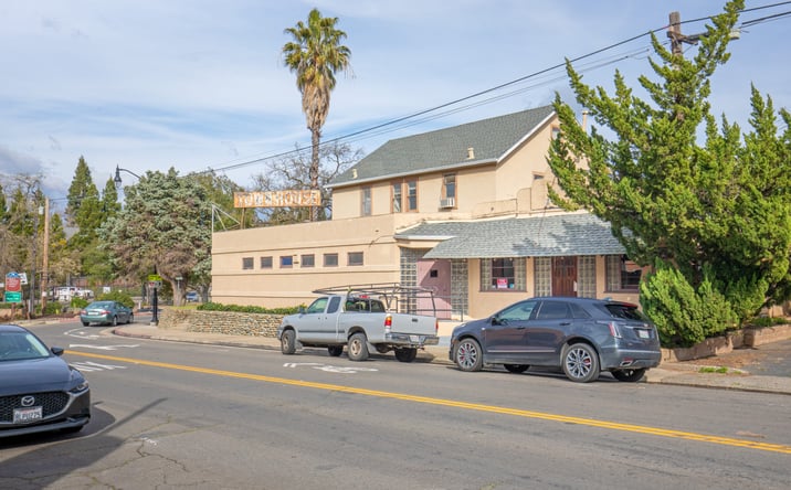 Pictures of Retail, Restaurant property located at 10236 Fair Oaks Blvd, Fair Oaks, CA 95628 for lease - image #1