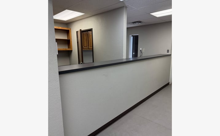 Pictures of Industrial property located at 2541 NW 2nd St, Oklahoma City, OK 73107 for lease - image #1