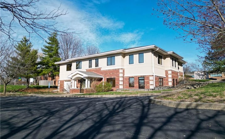 Pictures of Office property located at 960 NW 15th Street, Blue Springs, MO 64015 for lease - image #1