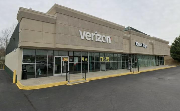 Pictures of Retail property located at 11474 US-431, Guntersville, AL 35976 for lease - image #1