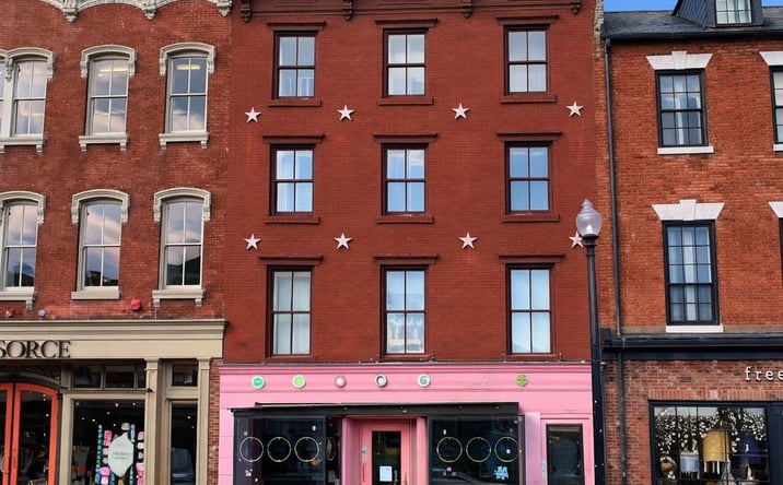 Pictures of Retail property located at 3015 M Street NW, Washington, DC 20007 for lease - image #1