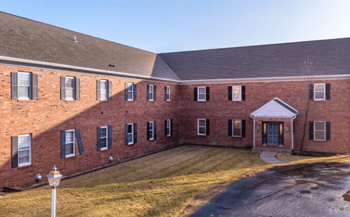 Pictures of Office property located at 10144 N Port Washington Rd, Mequon, WI 53092 for lease - image #1