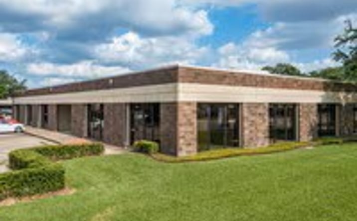 Pictures of Industrial property located at 11482 Luna Rd., Farmers Branch, TX 75234 for lease - image #1