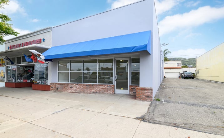 Pictures of Retail, Office property located at 2037 E Thompson Blvd, Ventura, CA 93001 for lease - image #1