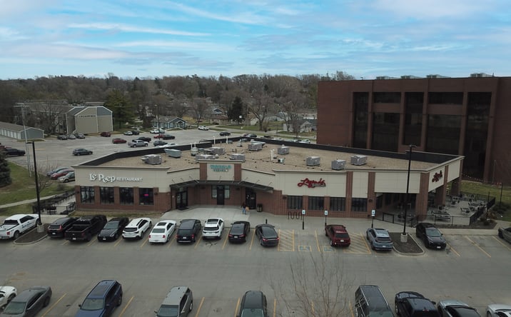 Pictures of Retail, Restaurant property located at 6920 Pacific Street, Omaha, NE 68106 for lease - image #1